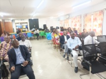 une vue de la salle une vue de la salle