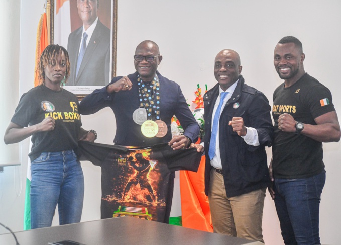 Italy Kick-boxing world cup 2024/Le ministre des sports Metch Adjé Silas explose. Ce qu'il a dit aux Éléphants médaillés Italy Kick-boxing world cup 2024/Le ministre des sports Metch Adjé Silas explose. Ce qu'il a dit aux Éléphants médaillés