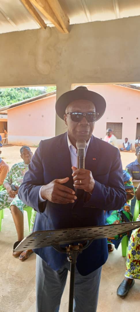 En tournée dans le département de Jacqueville/ Le ministre gouverneur du district autonome des Lagunes persiste: " Le projet d'Adoukro, ville nouvelle sera bel et bien réalisé". En tournée dans le département de Jacqueville/ Le ministre gouverneur du district autonome des Lagunes persiste: " Le projet d'Adoukro, ville nouvelle sera bel et bien réalisé".