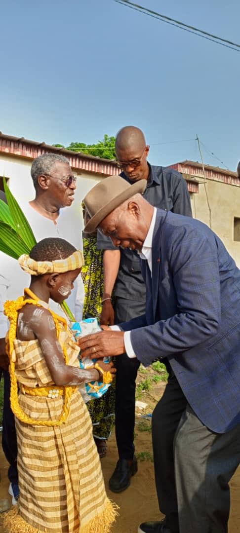 En tournée dans le département de Jacqueville/ Le ministre gouverneur du district autonome des Lagunes persiste: " Le projet d'Adoukro, ville nouvelle sera bel et bien réalisé".