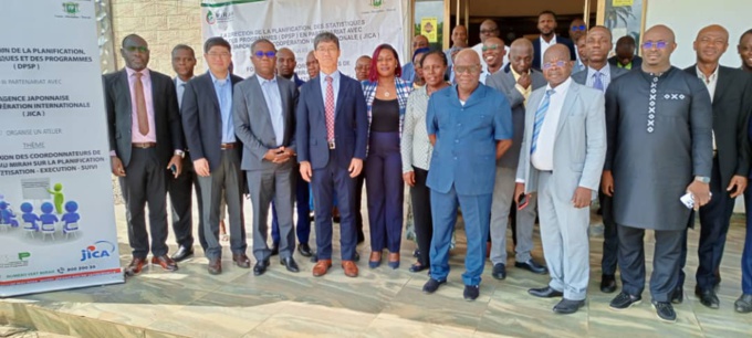 La photo de famille lors de l'atelier La photo de famille lors de l'atelier