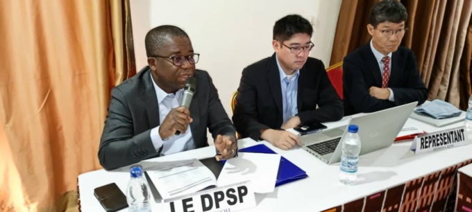 Dr Essoh Aimé, directeur de la Dpsp et M. Sugiyama Ryota, représentant la Jica Dr Essoh Aimé, directeur de la Dpsp et M. Sugiyama Ryota, représentant la Jica