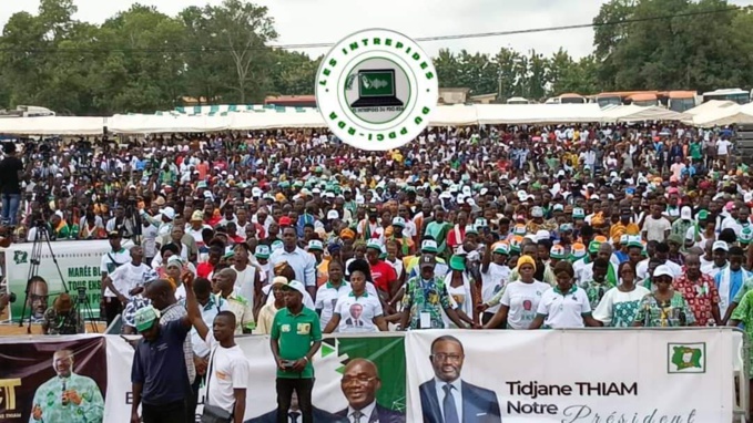 Visite du président Tidiane Thiam à Soubré/Thiam livre un message d'espoir. Les militants du Pdci dans la ferveur totale