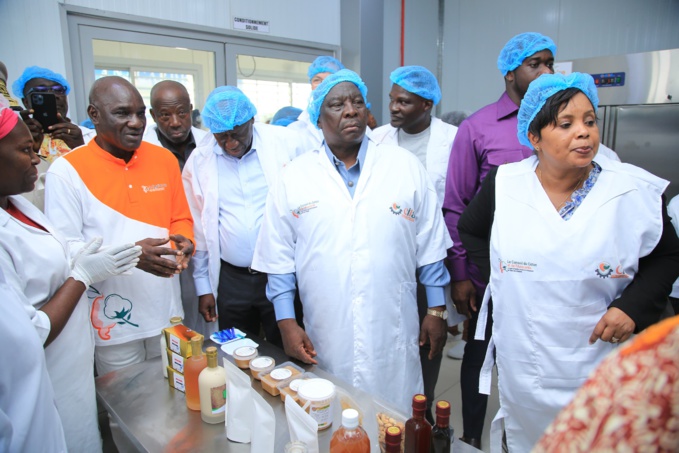 Cajou Foodtech/Un incubateur pour le développement des produits dérivés de l’anacarde inauguré Cajou Foodtech/Un incubateur pour le développement des produits dérivés de l’anacarde inauguré