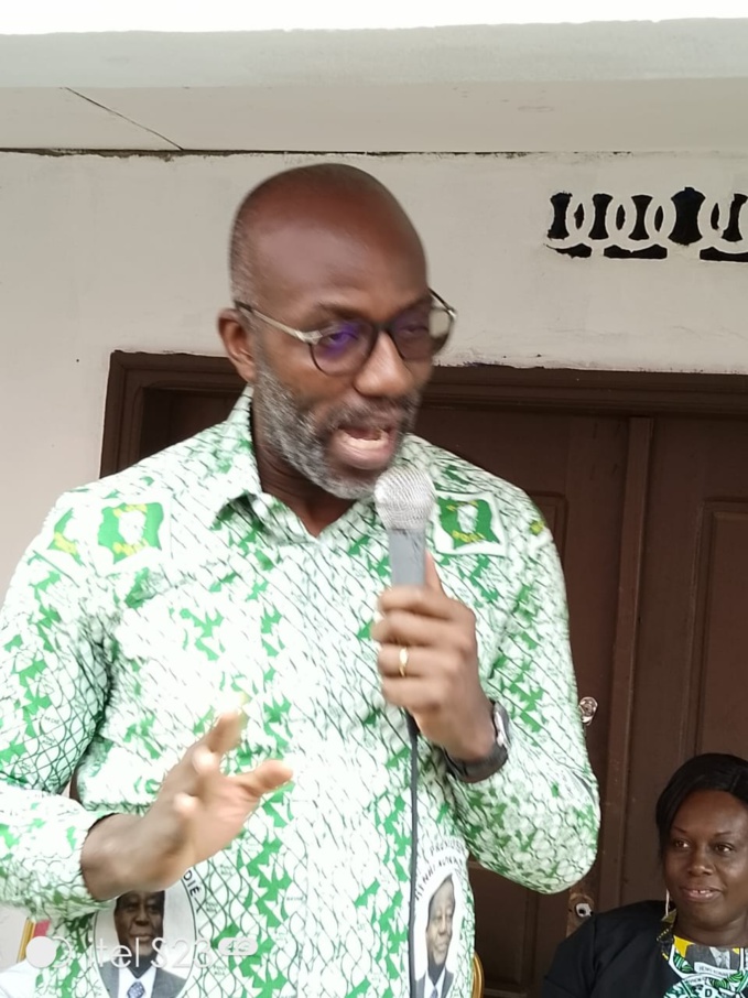 À propos de la carte d'identité/Dia Houphouët ( député Pdci) charge le régime Ouattara À propos de la carte d'identité/Dia Houphouët ( député Pdci) charge le régime Ouattara