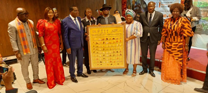 5 ème édition des journées du pagne traditionnel ivoirien/ Après 12 ans de combat, la tisserande Chantal Guiraud sur la voie de la consécration 5 ème édition des journées du pagne traditionnel ivoirien/ Après 12 ans de combat, la tisserande Chantal Guiraud sur la voie de la consécration