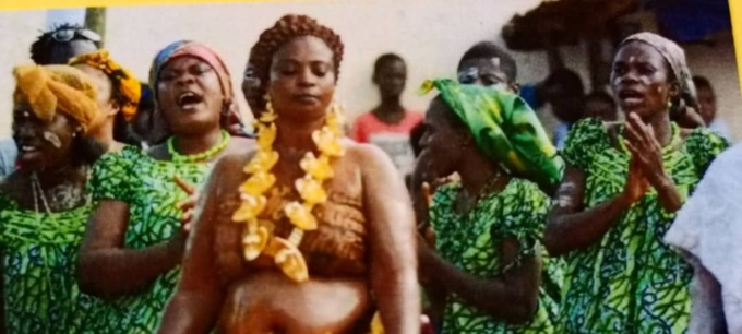 7 ème édition du festival Manilel à Dabou/ Le peuple Adjoukrou dit " Non à  la violence " . 7 ème édition du festival Manilel à Dabou/ Le peuple Adjoukrou dit " Non à  la violence " .