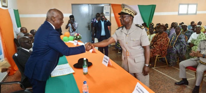 Tahabo/ Les populations en pleurs : "Nous abritons le barrage mais nous souffrons" Tahabo/ Les populations en pleurs : "Nous abritons le barrage mais nous souffrons"