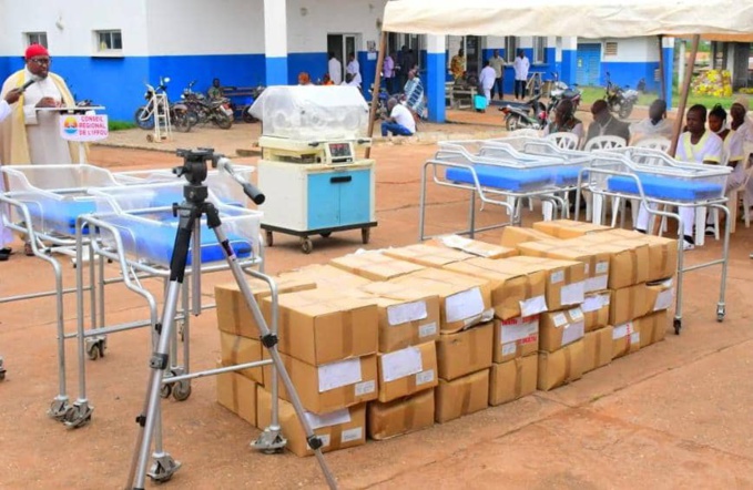 Daoukro/ Une Ong Espagnole offre du matériel médical et biomédical à l'hôpital général Daoukro/ Une Ong Espagnole offre du matériel médical et biomédical à l'hôpital général