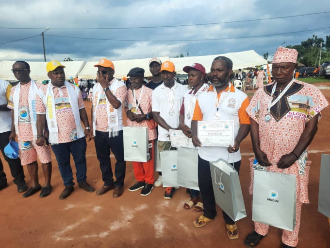 Ouragahio/ La mutuelle de développement réhabilite la salle des spectacles et fait des dons aux veuves Ouragahio/ La mutuelle de développement réhabilite la salle des spectacles et fait des dons aux veuves