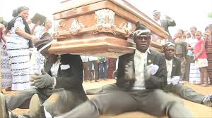 Alépé/ Des chefs mettent fin aux funérailles pompeuses Alépé/ Des chefs mettent fin aux funérailles pompeuses