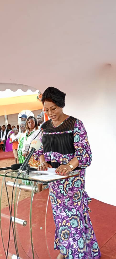 Assises nationales des femmes de Côte d'Ivoire à Dabou/ La ministre Touré Nassénéba mobilise 3 mille femmes à la vision du président Alassane Ouattara.  Assises nationales des femmes de Côte d'Ivoire à Dabou/ La ministre Touré Nassénéba mobilise 3 mille femmes à la vision du président Alassane Ouattara.