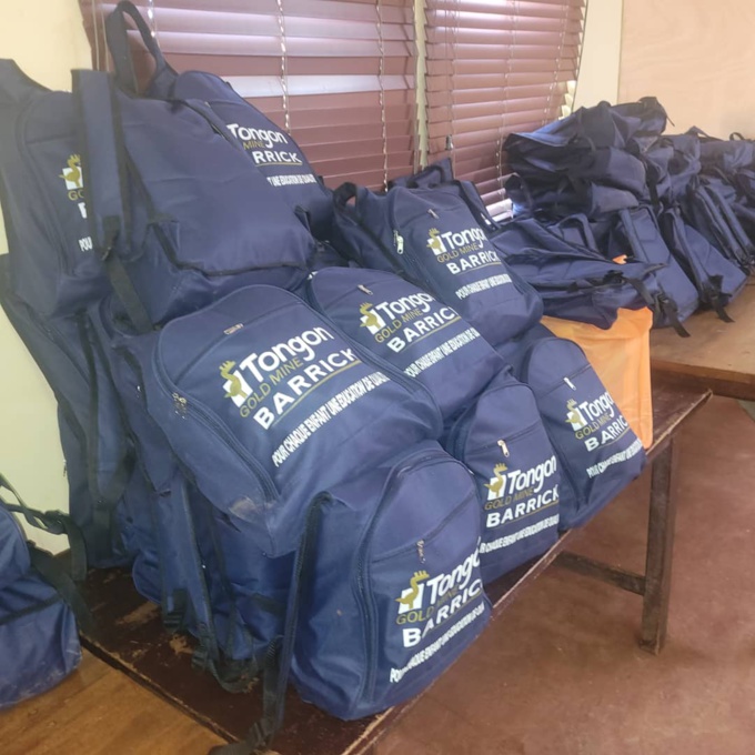 M'Bengué/ Promotion de l'Excellence/La compagnie minière de Tongon offre des kits scolaires aux meilleurs élèves et des équipements aux écoles M'Bengué/ Promotion de l'Excellence/La compagnie minière de Tongon offre des kits scolaires aux meilleurs élèves et des équipements aux écoles