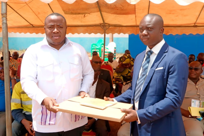 M'Bengué/ L'hôpital général renové et équipé par la compagnie minière de Tongon M'Bengué/ L'hôpital général renové et équipé par la compagnie minière de Tongon