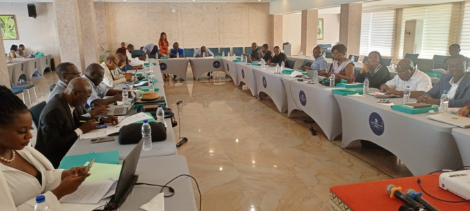 École d'architecture d'Abidjan/ Les architectes-formateurs renforcent leurs capacités pour une formation de qualité École d'architecture d'Abidjan/ Les architectes-formateurs renforcent leurs capacités pour une formation de qualité