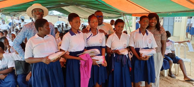 Les lauréats du concours de dictée ont été récompensés Les lauréats du concours de dictée ont été récompensés