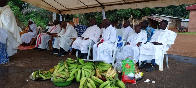 Grand-Lahou /Messe d'action de grâce à Tioko / Soeur Dr Olga Lakpa, fondatrice de la "Congrégation des soeurs Notre dame du perpétuel secours des pauvres", célébrée Grand-Lahou /Messe d'action de grâce à Tioko / Soeur Dr Olga Lakpa, fondatrice de la "Congrégation des soeurs Notre dame du perpétuel secours des pauvres", célébrée