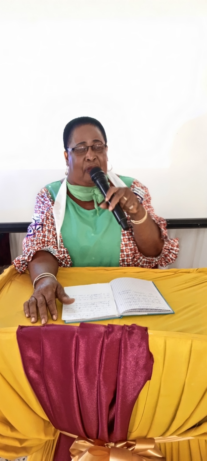 Mme Kakou, représentant la Drena Mme Kakou, représentant la Drena