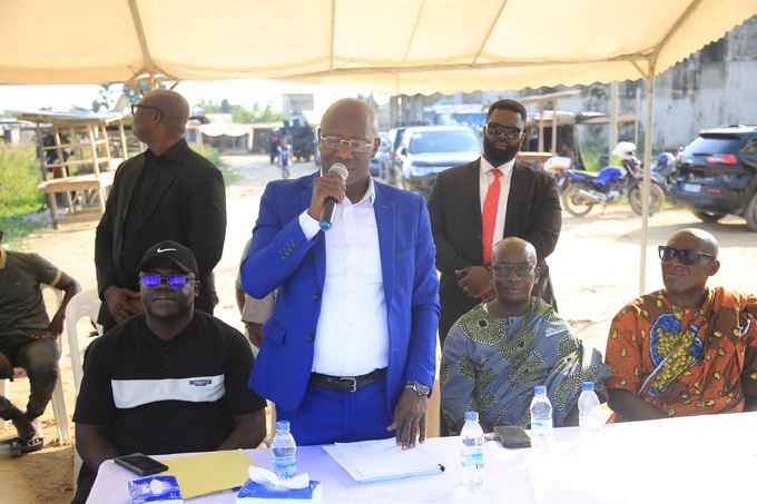 Litige foncier à Anani/Les acquéreurs mécontents menacent. Le promoteur Cissé Lassana rassure Litige foncier à Anani/Les acquéreurs mécontents menacent. Le promoteur Cissé Lassana rassure