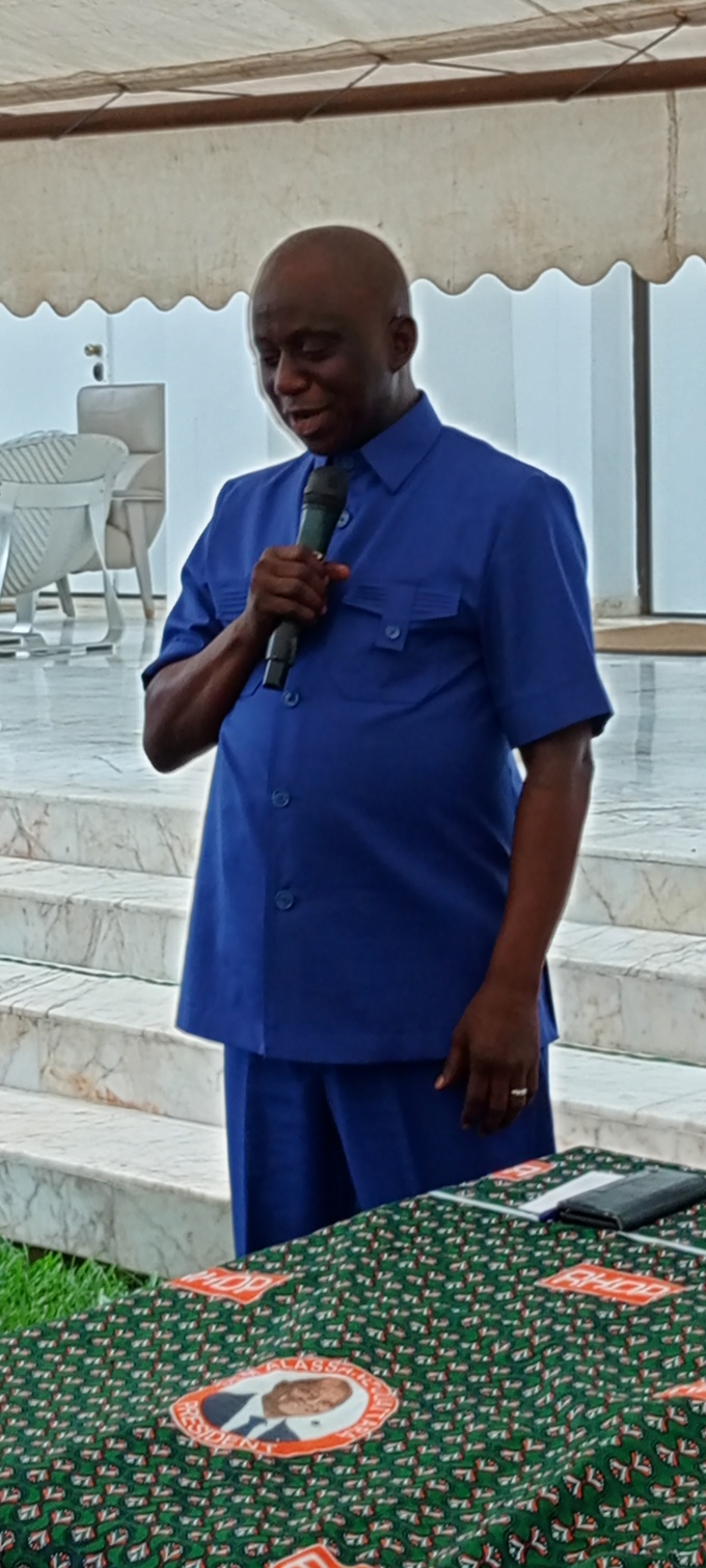 M. Ali Sissoko, maire de Grand Lahou a présenté un bon bilan M. Ali Sissoko, maire de Grand Lahou a présenté un bon bilan