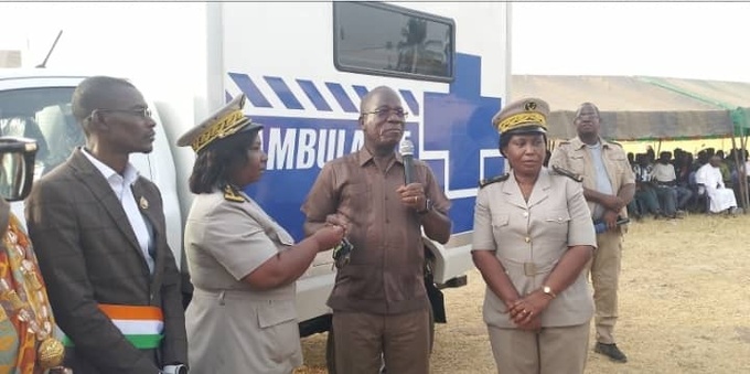 Présidentielle de 2025/ Le ministre Jacques Assahoré appelle les populations de Diabo à des élections apaisées Présidentielle de 2025/ Le ministre Jacques Assahoré appelle les populations de Diabo à des élections apaisées