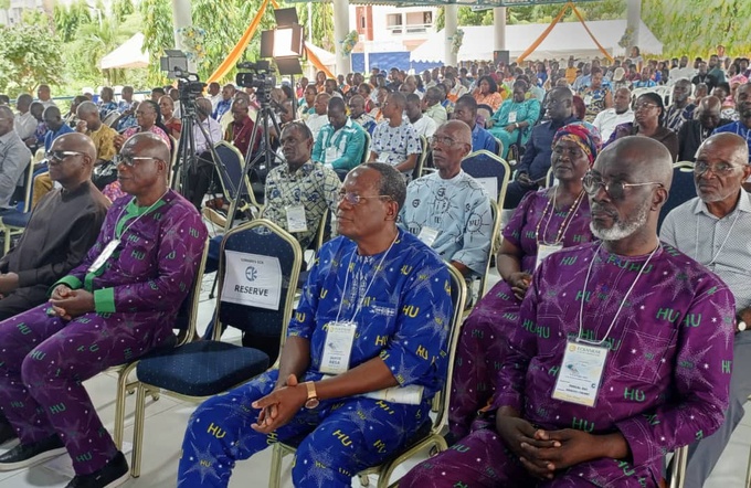 Les autorités locales et la chefferie ont apporté leur soutien à ce Congrès régional Les autorités locales et la chefferie ont apporté leur soutien à ce Congrès régional