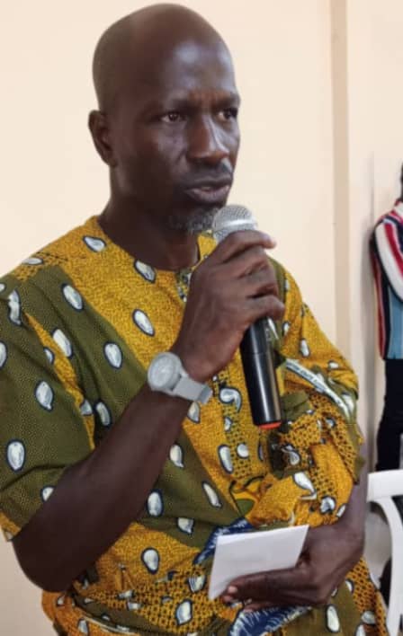 Dabou/ Pour des élections apaisées, le collectif des jeunes du Leboutou prend un engagement. Dabou/ Pour des élections apaisées, le collectif des jeunes du Leboutou prend un engagement.