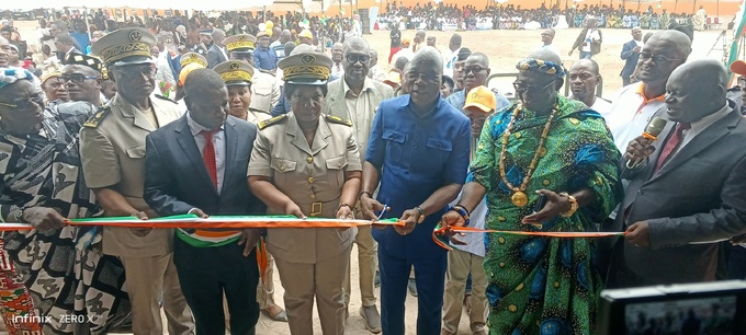 Le ministre Assahoré Jacques a ouvert le marché de proximité de Diabo Le ministre Assahoré Jacques a ouvert le marché de proximité de Diabo