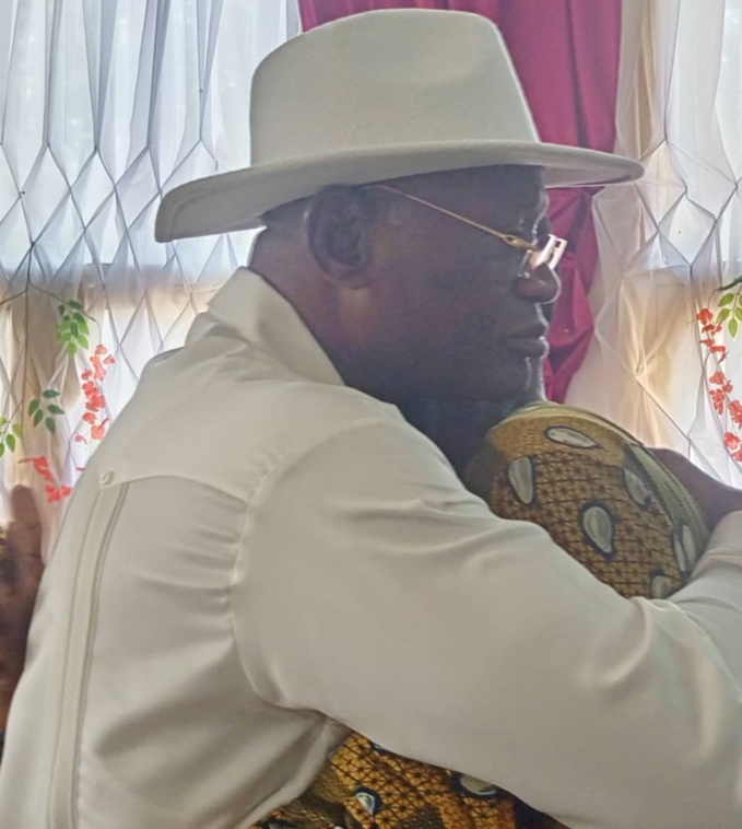 Dabou/ Élections apaisées Le ministre Metch Silas met la jeunesse du Leboutou en mission. Dabou/ Élections apaisées Le ministre Metch Silas met la jeunesse du Leboutou en mission.