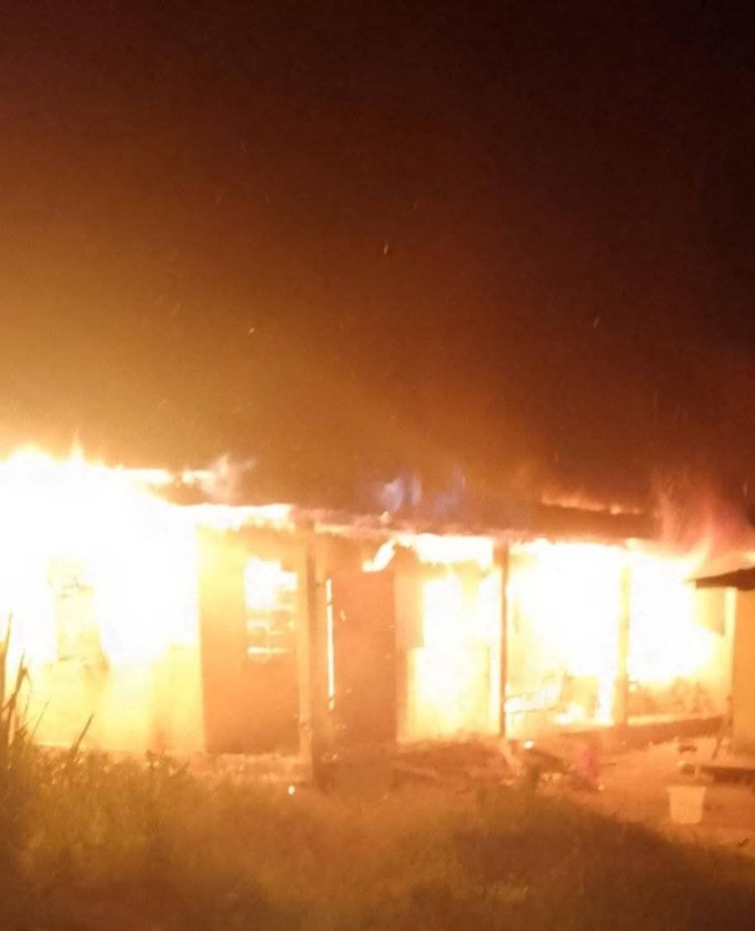 Bangolo/ Les appartements de deux enseignants ravagés par le feu Bangolo/ Les appartements de deux enseignants ravagés par le feu