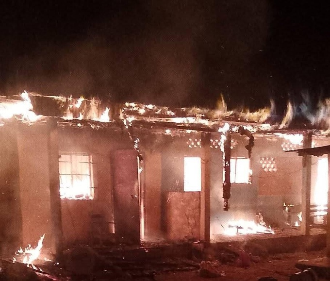 Bangolo/ Les appartements de deux enseignants ravagés par le feu Bangolo/ Les appartements de deux enseignants ravagés par le feu