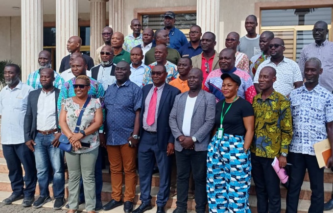 Après la grève dans les mairies et districts/ Bonne nouvelle pour les agents des collectivités. Après la grève dans les mairies et districts/ Bonne nouvelle pour les agents des collectivités.