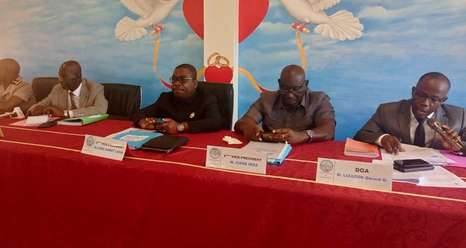 Conseil régional des Grands Ponts/Mise en place d'un Comité de suivi des investissements/Son rôle sur le terrain. Conseil régional des Grands Ponts/Mise en place d'un Comité de suivi des investissements/Son rôle sur le terrain.