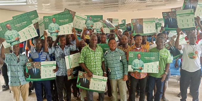 Grand-Lahou/ Grande marche de soutien à Tidiane Thiam/ Le député Blaise N'Dédé mobilise les populations d'Ahouanou et Bakanda Grand-Lahou/ Grande marche de soutien à Tidiane Thiam/ Le député Blaise N'Dédé mobilise les populations d'Ahouanou et Bakanda