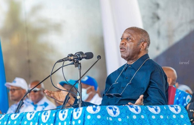 Meeting du Ppa-Ci à Port Bouët/ Gbagbo ouvre "le front". Meeting du Ppa-Ci à Port Bouët/ Gbagbo ouvre "le front".