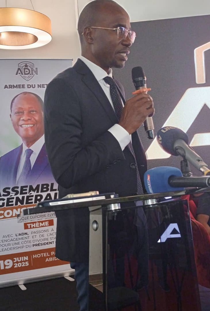 Jean Yves Essoh, crée l' ADN. " J'ai définitivement enlevé le menteau du Pdci pour me consacrer au Rhdp Jean Yves Essoh, crée l' ADN. " J'ai définitivement enlevé le menteau du Pdci pour me consacrer au Rhdp