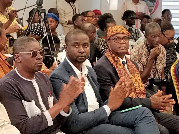 Une vue de la salle Une vue de la salle