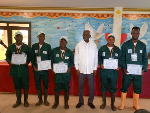 Grand-Lahou/ Insertion des jeunes et lutte contre la désertification/ Abidjan Legacy Program met 60 jeunes en mission Grand-Lahou/ Insertion des jeunes et lutte contre la désertification/ Abidjan Legacy Program met 60 jeunes en mission