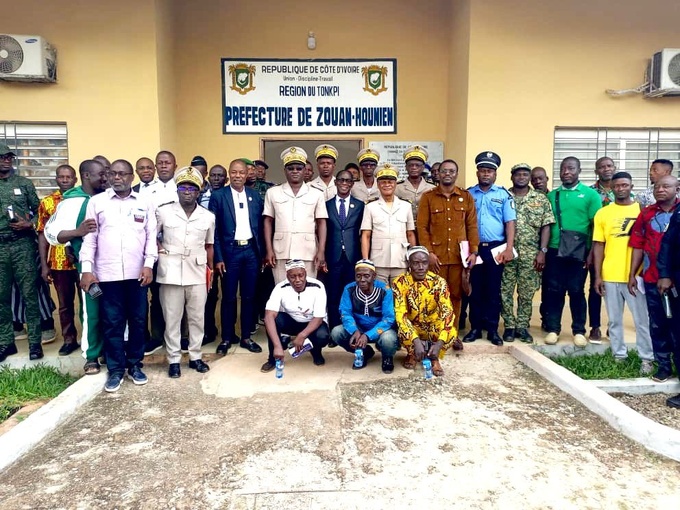 Filière Café-Cacao/ Des planteurs dévoilent les vraies causes de la fuite des produits vers les pays voisins. Filière Café-Cacao/ Des planteurs dévoilent les vraies causes de la fuite des produits vers les pays voisins.