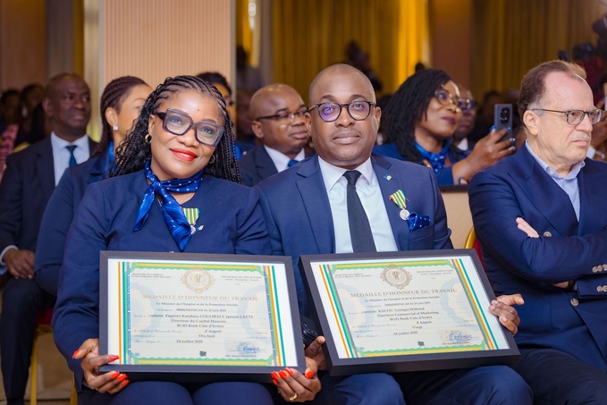 Célébration du mérite et de la reconnaissance/BGFIBank Côte d’Ivoire décerne  des médailles d’Honneur du Travail à  27 agents