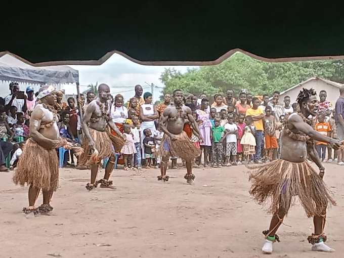 La danse Zawraga, en pays Dida : un patrimoine culturel immatériel à valoriser La danse Zawraga, en pays Dida : un patrimoine culturel immatériel à valoriser