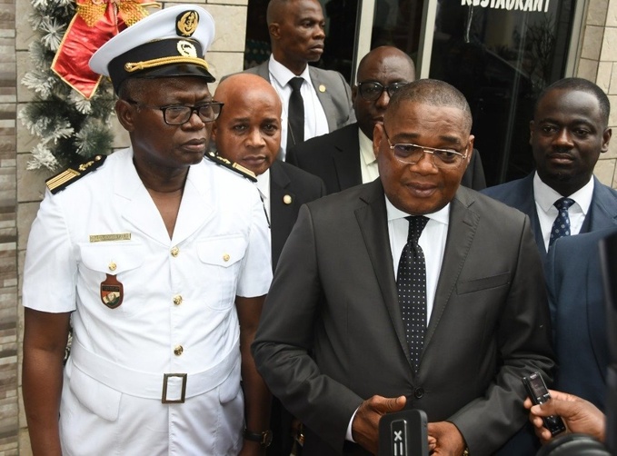 Chavirement tragique d'une pirogue à Dapéoua ( Buyo) /Le ministre Sérey Doh invite les usagers au respect des mesures de sécurité Chavirement tragique d'une pirogue à Dapéoua ( Buyo) /Le ministre Sérey Doh invite les usagers au respect des mesures de sécurité