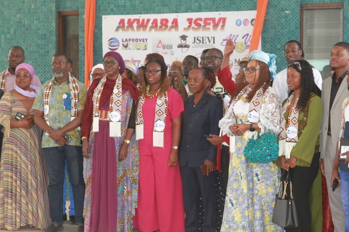 Les étudiants vétérinaires ivoiriens du Sénégal célèbrent la science et l’avenir de leur profession Les étudiants vétérinaires ivoiriens du Sénégal célèbrent la science et l’avenir de leur profession