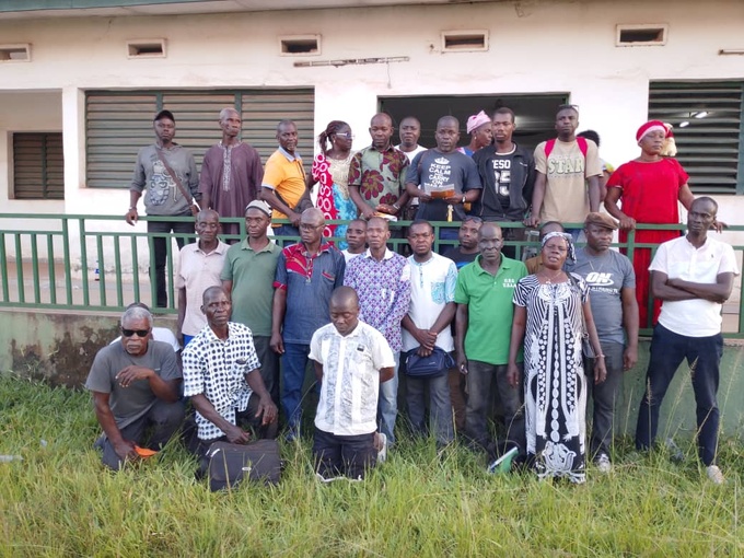 Duekoué/ Législatives 2025/Des secrétaires de sections du Pdci récusent le choix du parti. Duekoué/ Législatives 2025/Des secrétaires de sections du Pdci récusent le choix du parti.