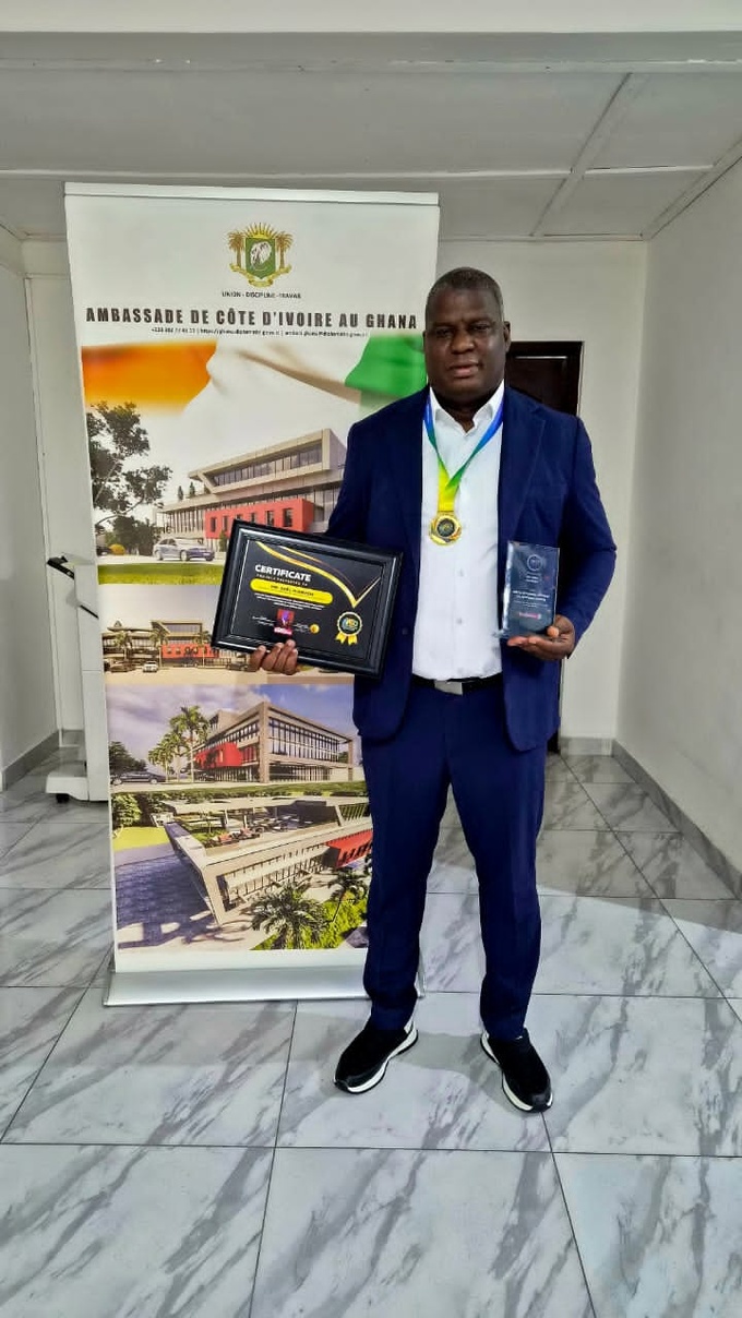 Presse numérique/ Joël Nianzou ( Pdt de la Pnci)  décroche le prix d'excellence continental " Digital leadership Excellence Across Africa "