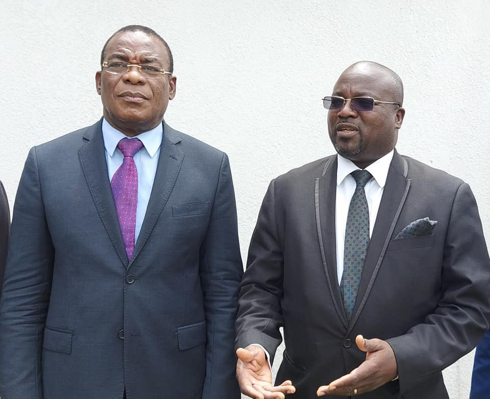 M. AFFI N'Guessan (FPI) et M. Aimé Narcisse Boli (FIPPDA), Credit photo Service communication FPI M. AFFI N'Guessan (FPI) et M. Aimé Narcisse Boli (FIPPDA), Credit photo Service communication FPI