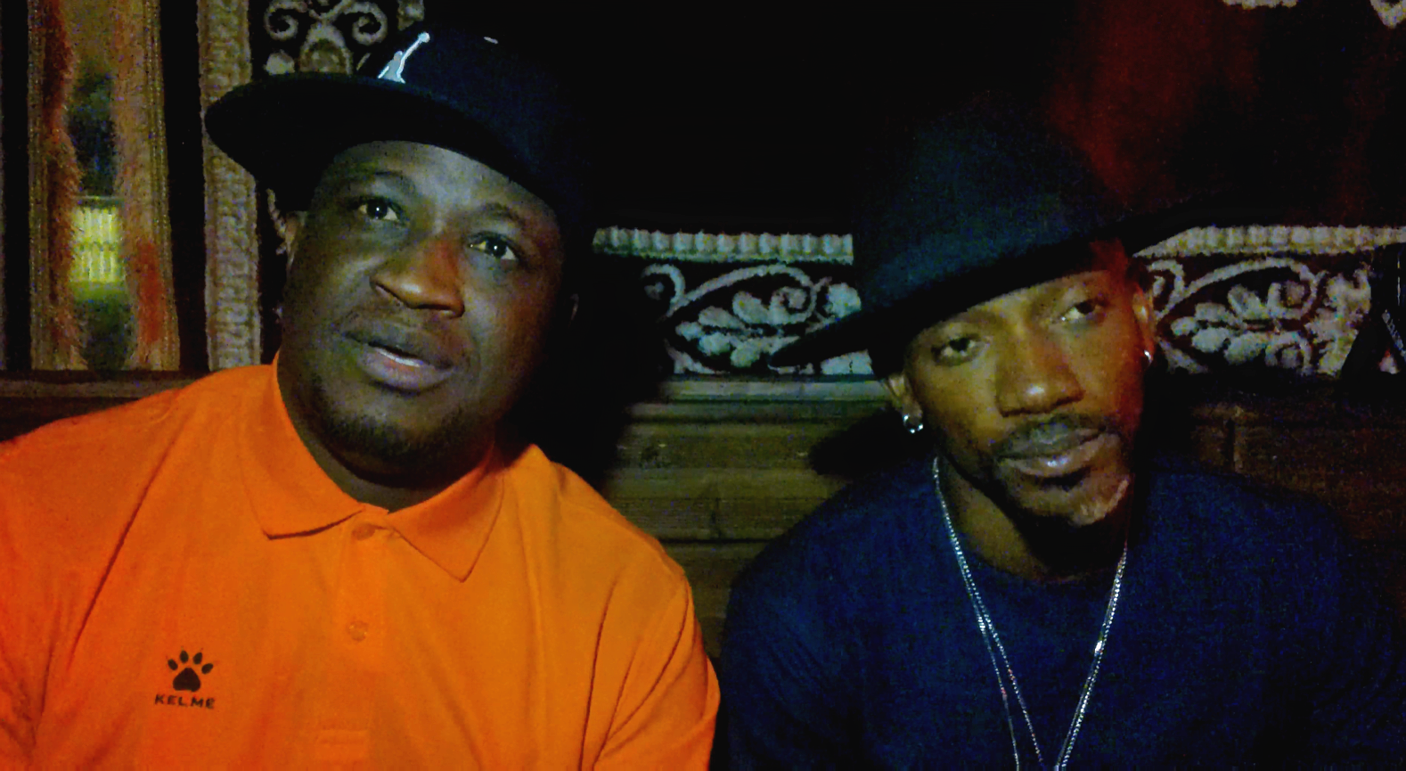 Eric Leblé, le GPS des nuits parisiennes et l'artiste-chanteur Yabongo Lova au Zouglou Officiel Eric Leblé, le GPS des nuits parisiennes et l'artiste-chanteur Yabongo Lova au Zouglou Officiel