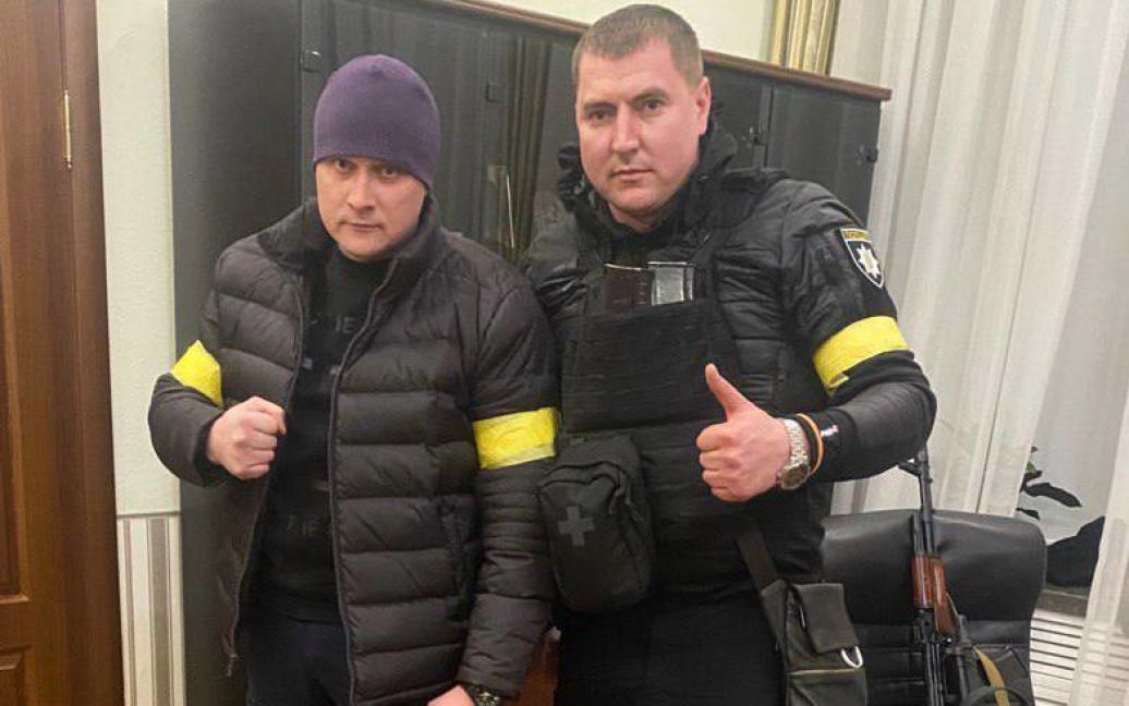 Guerre en Ukraine : Nikolaev, toujours sous contrôle Ukrainien, un véhicule militaire Russe dépouillé Guerre en Ukraine : Nikolaev, toujours sous contrôle Ukrainien, un véhicule militaire Russe dépouillé