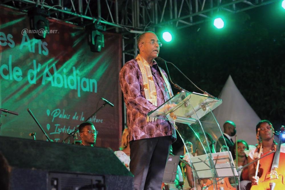 S.E monsieur Patrick Achi , premier ministre ivoirien S.E monsieur Patrick Achi , premier ministre ivoirien