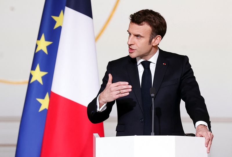 Macron juge la décision de Moscou de se concentrer sur l’est de l’Ukraine : ‘’C’est la traduction d’un choix face aux difficultés’’ Macron juge la décision de Moscou de se concentrer sur l’est de l’Ukraine : ‘’C’est la traduction d’un choix face aux difficultés’’